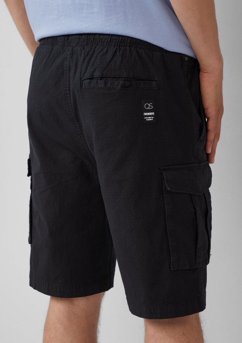 Cargo-Short aus strukturierter Ware