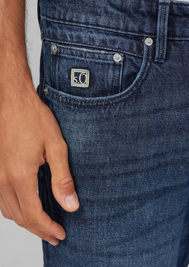 Jeans Benito / Regular Fit / Mid Rise / Straight Leg / 100% Baumwolle