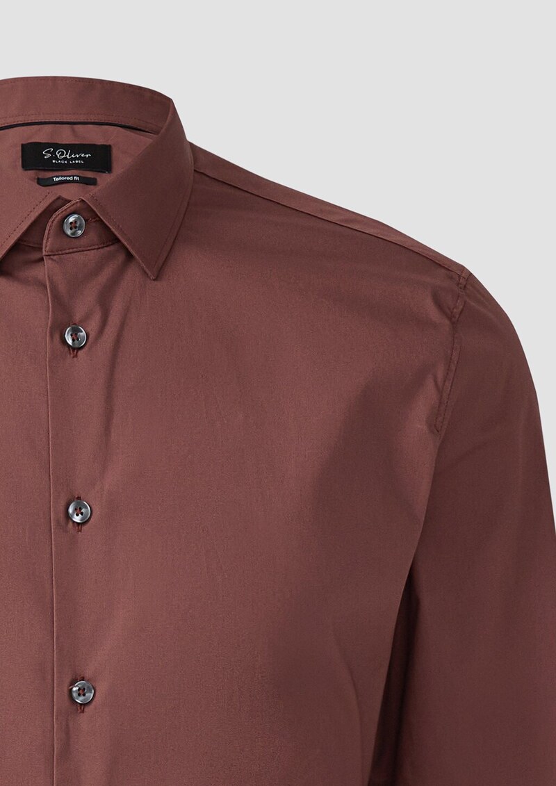 Tailored Fit: Baumwollstretch-Hemd mit Kentkragen