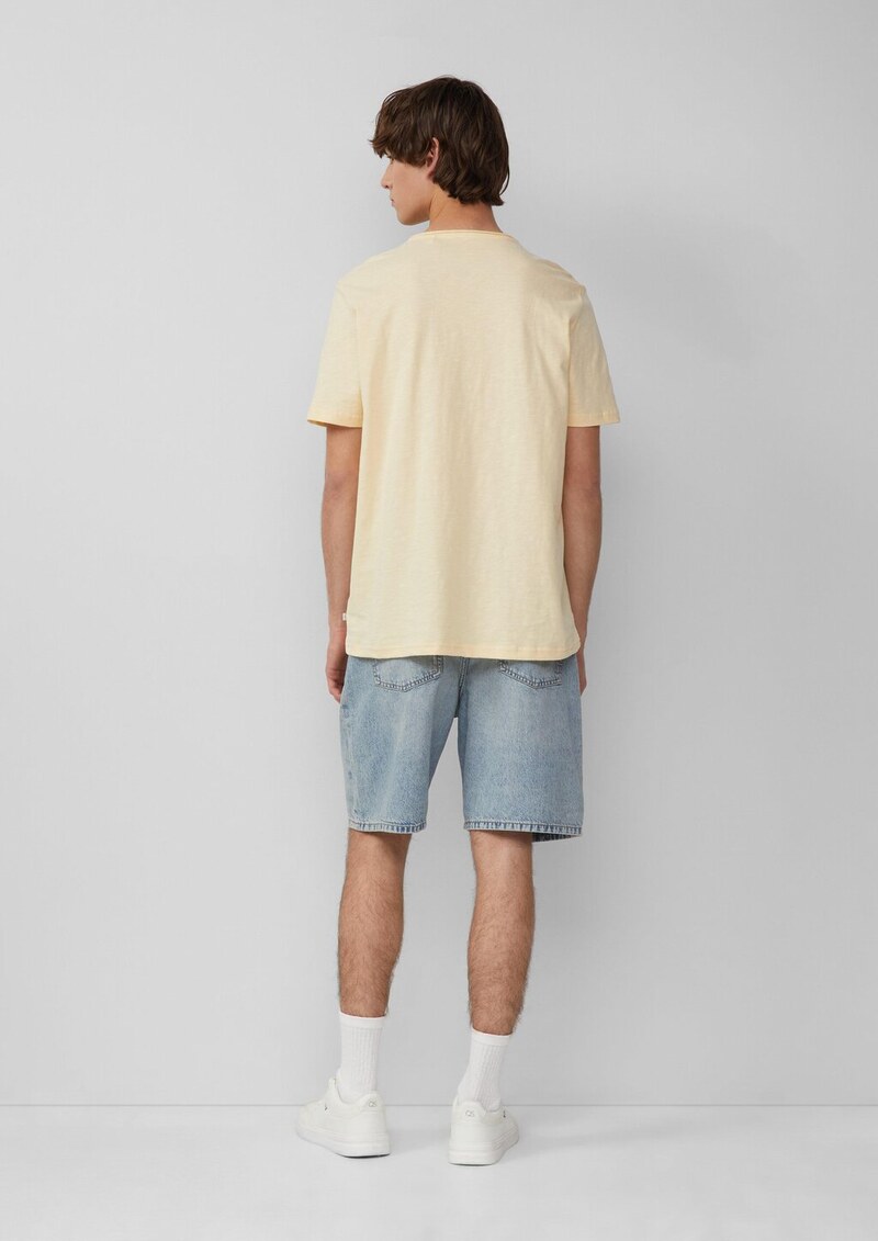 Baumwollshirt mit Rollkante und Flammgarnstruktur