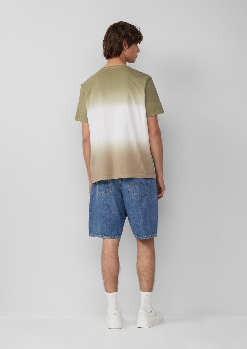 T-Shirt mit Farbverlauf und Frontprint