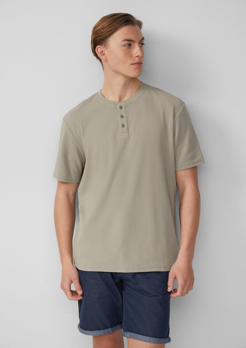 Henley Shirt mit Rippstruktur