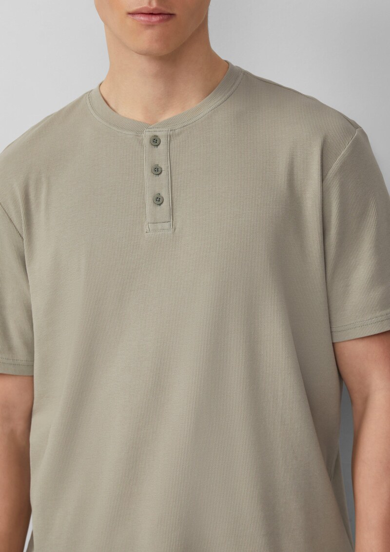 Henley Shirt mit Rippstruktur