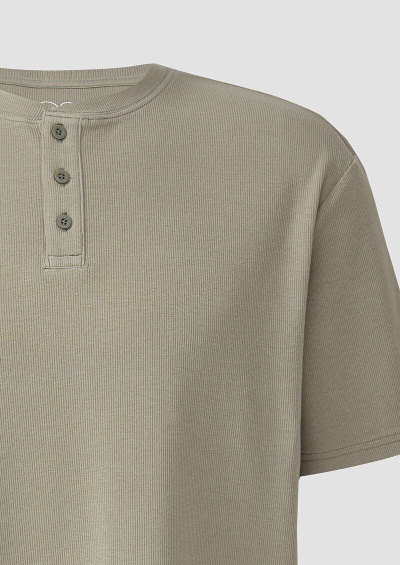 Henley Shirt mit Rippstruktur