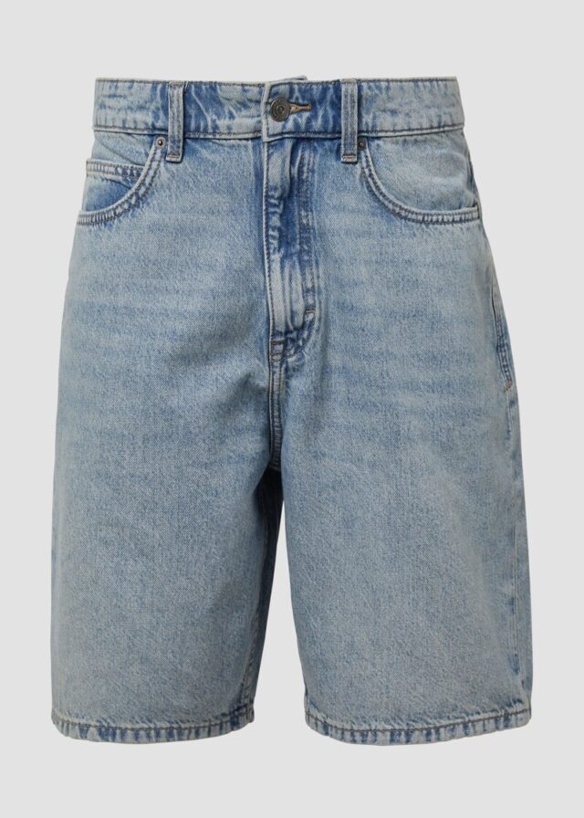 Denimshorts / Loose Fit / Mid Rise
