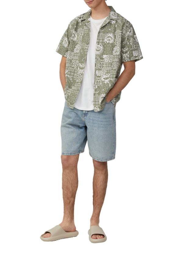 Denimshorts / Loose Fit / Mid Rise