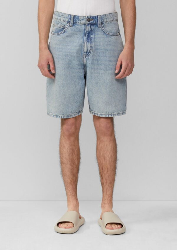 Denimshorts / Loose Fit / Mid Rise