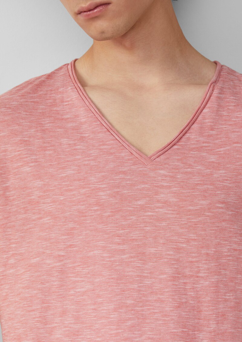 T-Shirt in Melange mit Rollkante