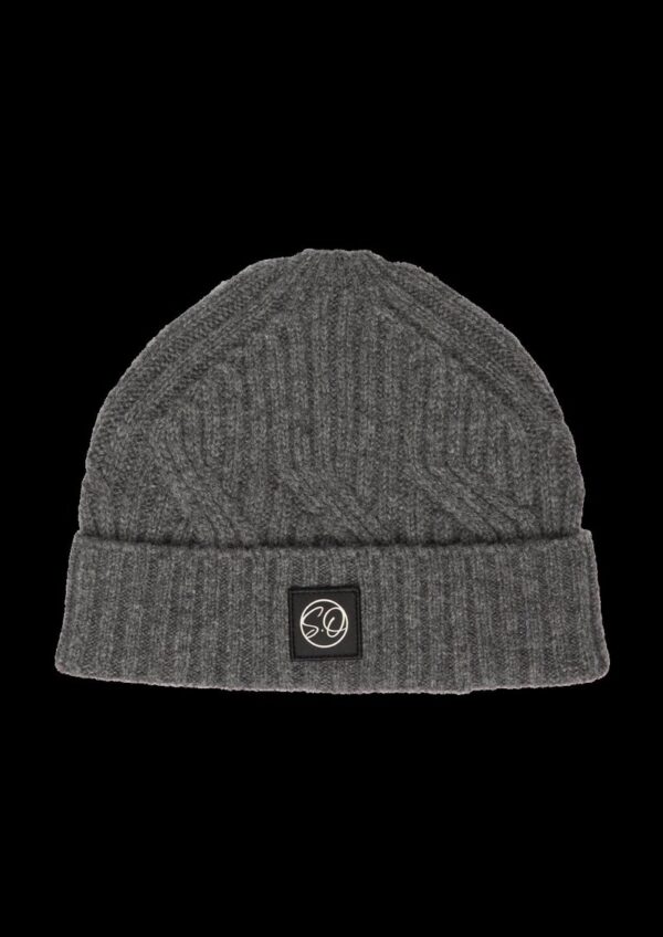 Strickmütze aus Wolle mit Zopfmuster