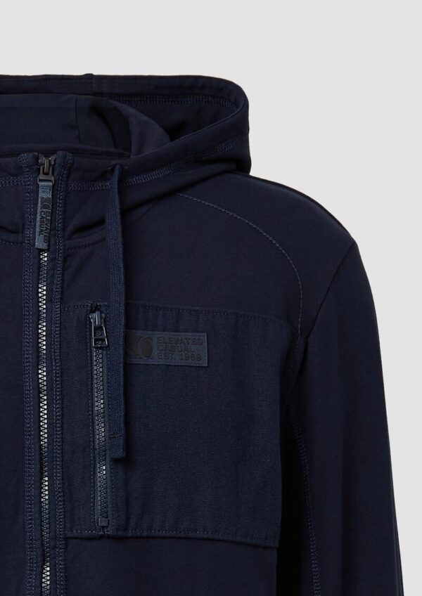 Sportive Hoodie-Sweatjacke im Fabricmix