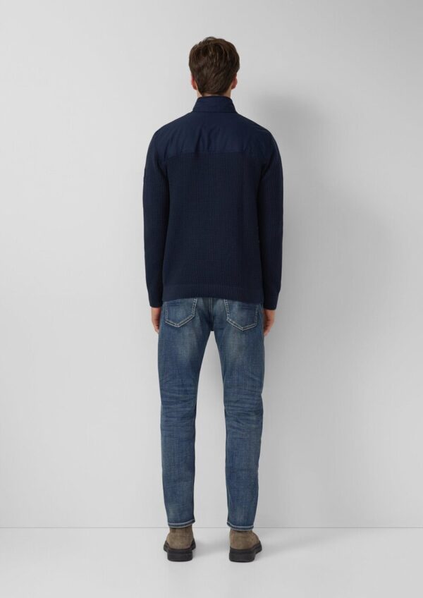 Sportive Strickjacke im Fabricmix mit Kontrastdetail