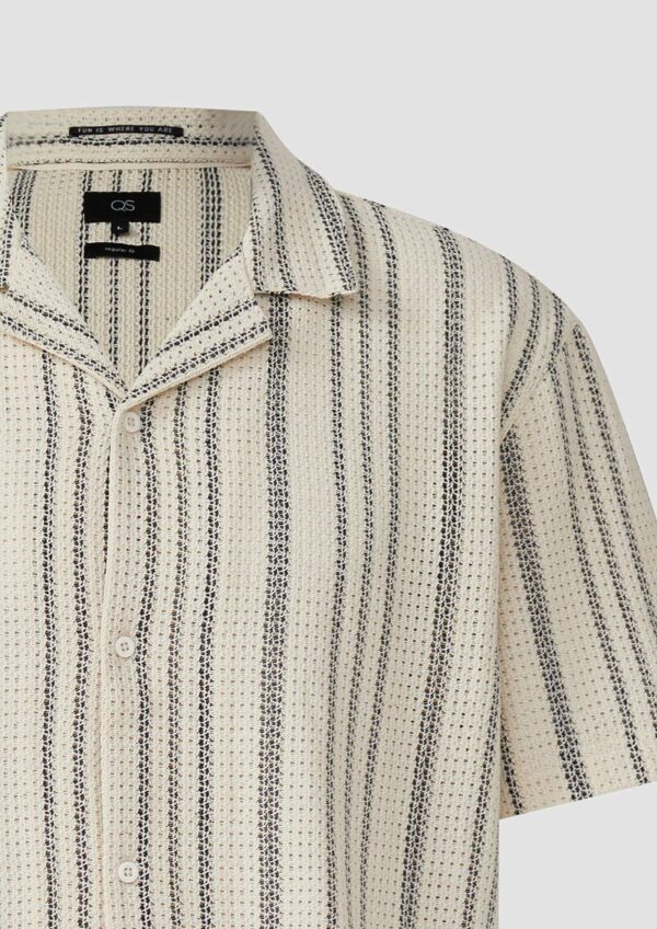 Resort Fit: Kurzarmhemd mit Strukturstreifen