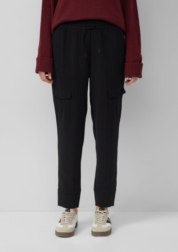 7/8-Hose mit Ziertaschen im Cargo-Stil