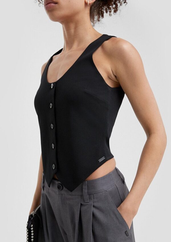 Schmal geschnittene Weste aus Interlockjersey