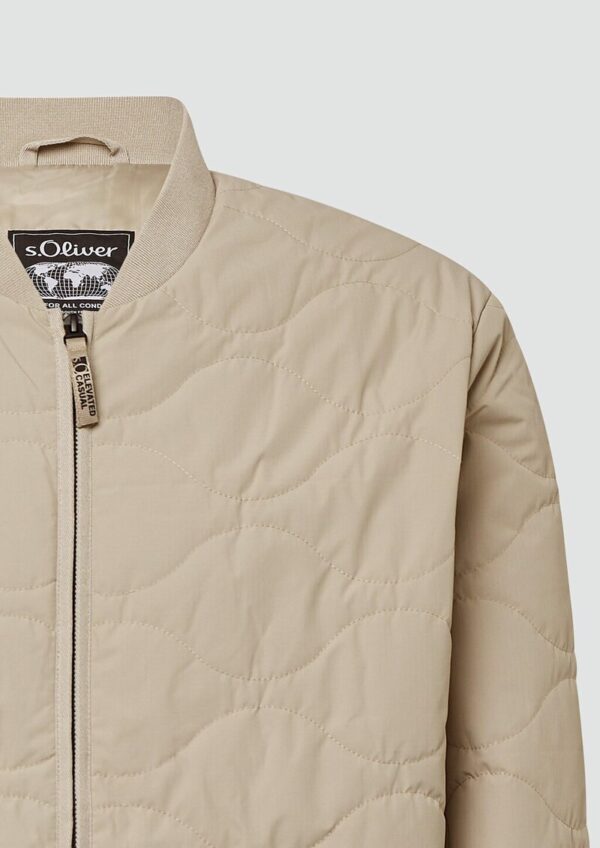 Gesteppte Bomberjacke mit leichtem Futter