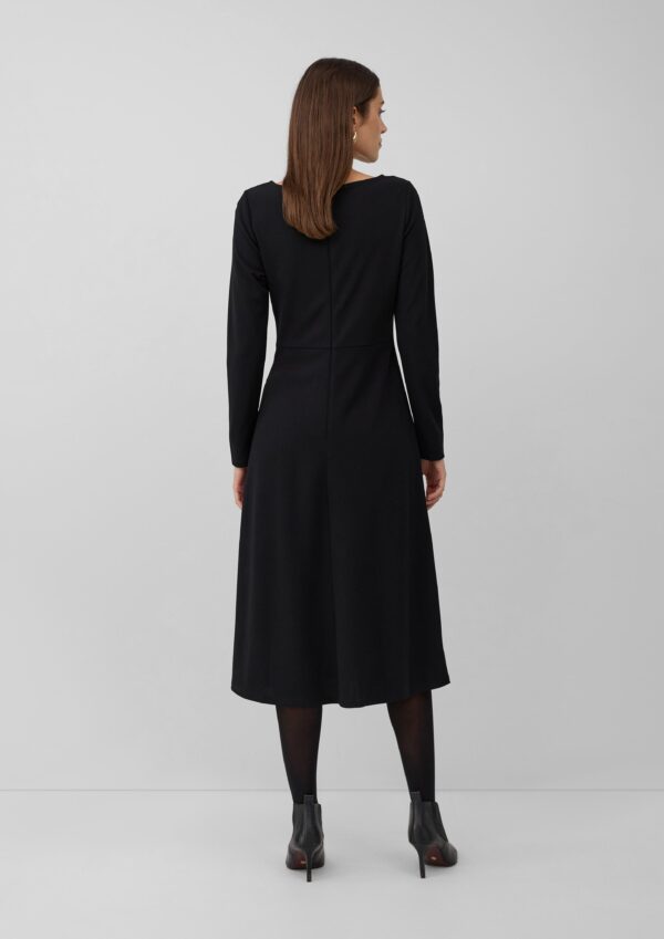 Festliches Midi-Kleid aus Interlock-Jersey mit Brosche