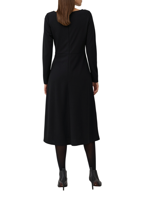 Festliches Midi-Kleid aus Interlock-Jersey mit Brosche