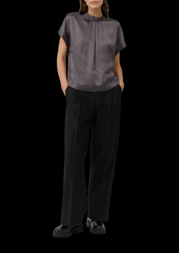 Fließende Satin-Bluse im Loose Fit