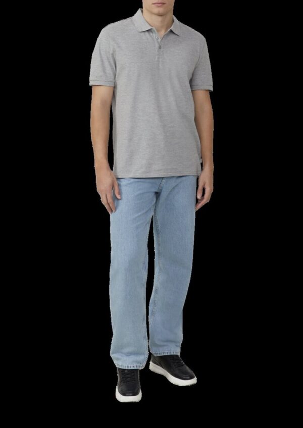 Jeans / Loose Fit / Straight Leg / Mid Rise