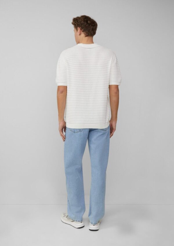 Strickpolo mit offenem Kragen und Struktur