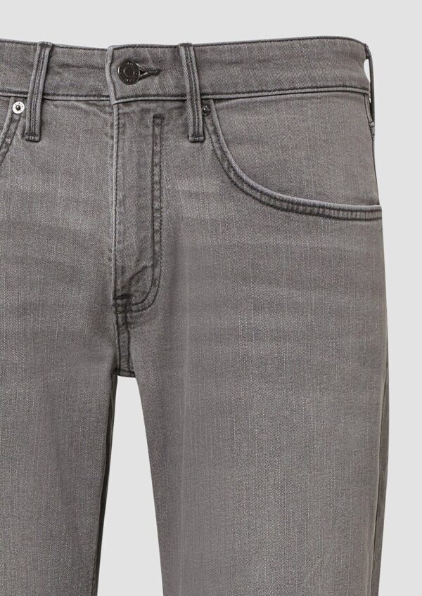 Jeans Nelio / Slim Fit / Mid Rise / Slim Leg