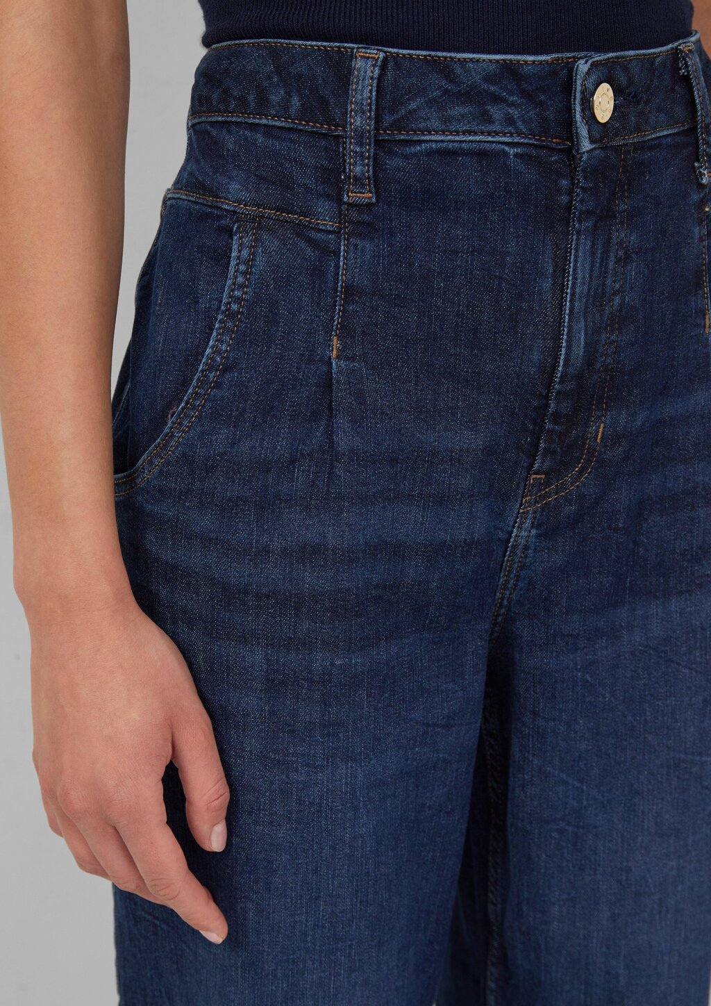 Ankle Jeans / Regular Fit / High Rise / Barrel Leg / 360° Denim