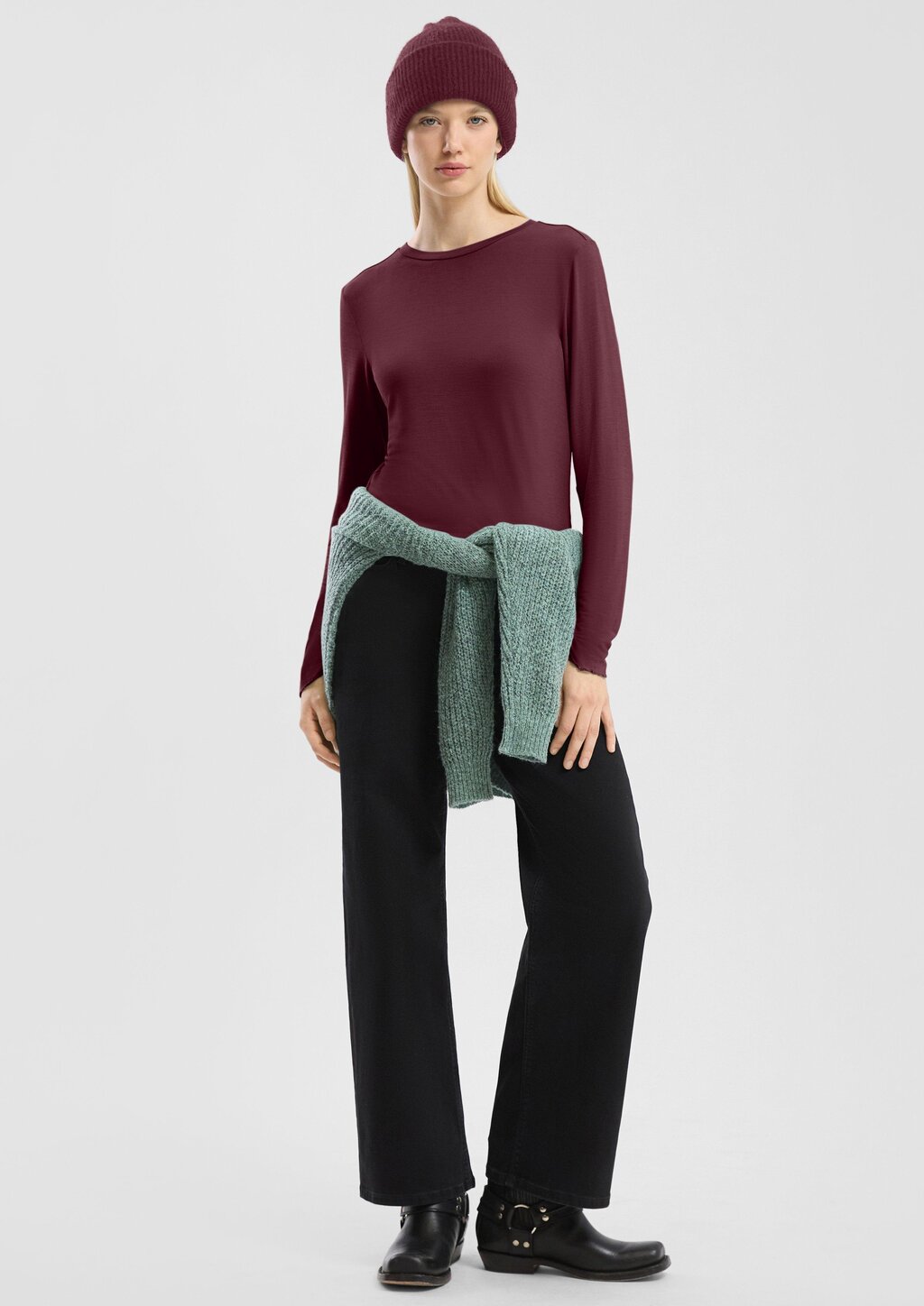 Schmal geschnittenes Longsleeve aus Viskosestretch