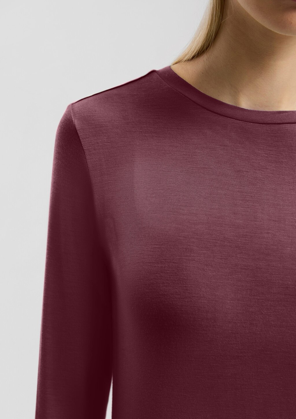 Schmal geschnittenes Longsleeve aus Viskosestretch