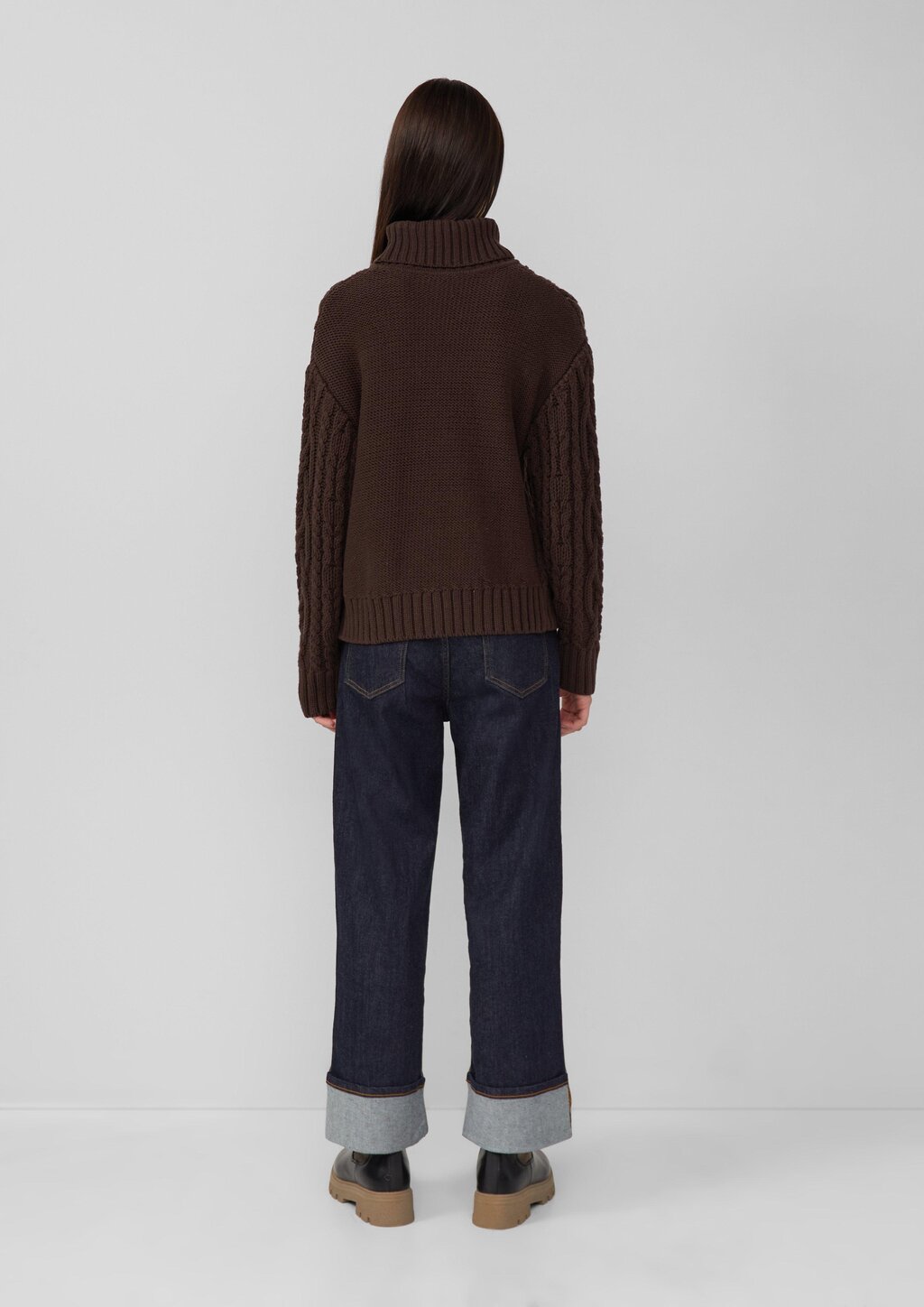 Strickpullover mit Rollkragen und Zopfmuster