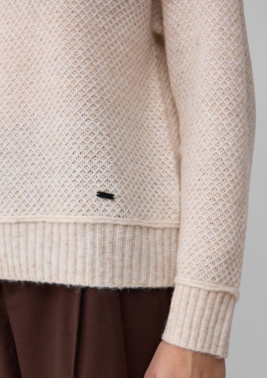 Weicher Wollmix-Strickpullover mit Stehkragen