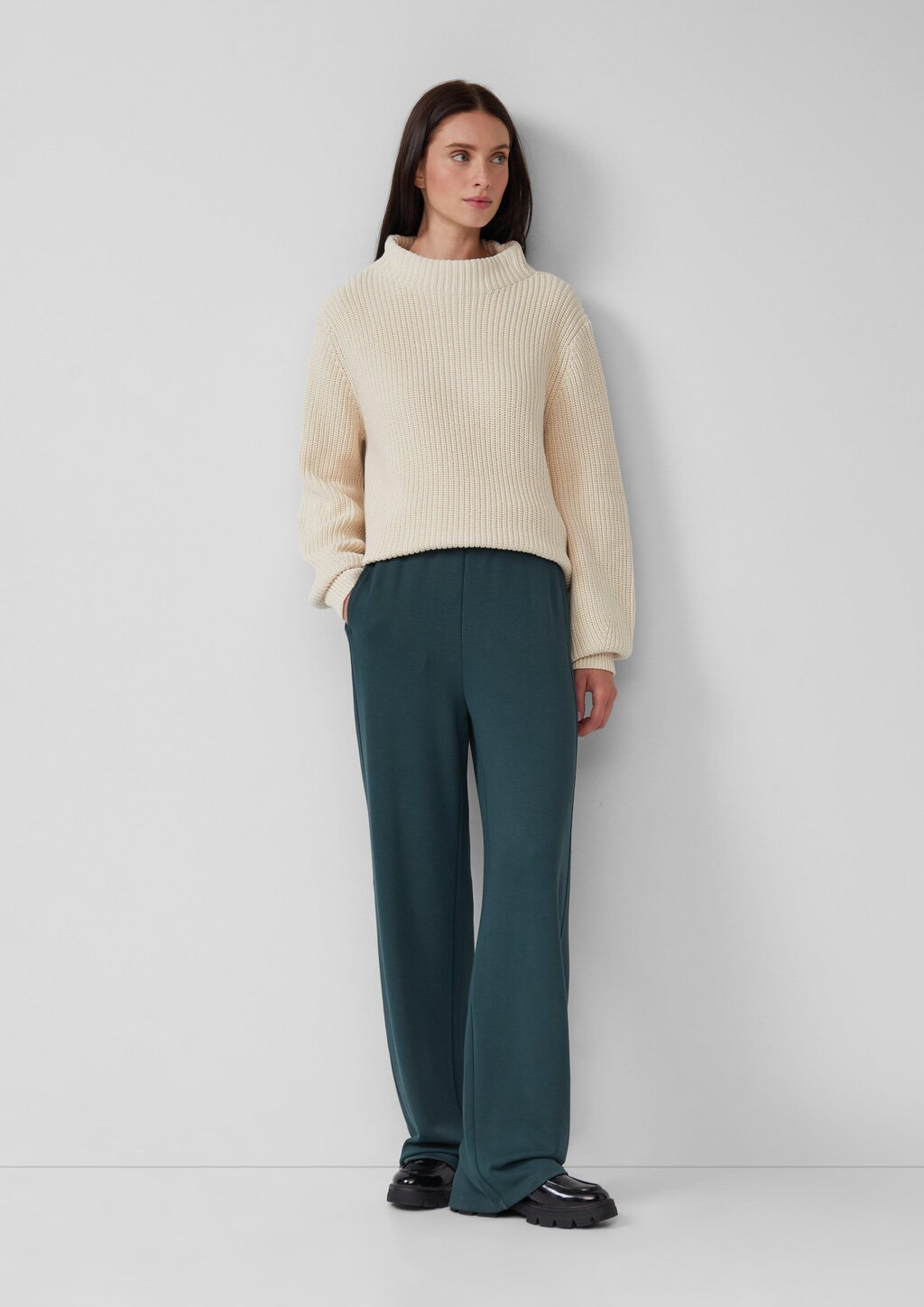 Scuba-Jogpants mit Wide Leg und Elastikbund