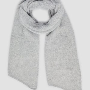 Bouclé-Schal mit abgeschrägten Enden