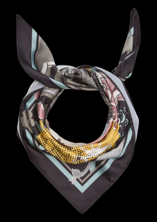 Bunt gemustertes Satintuch