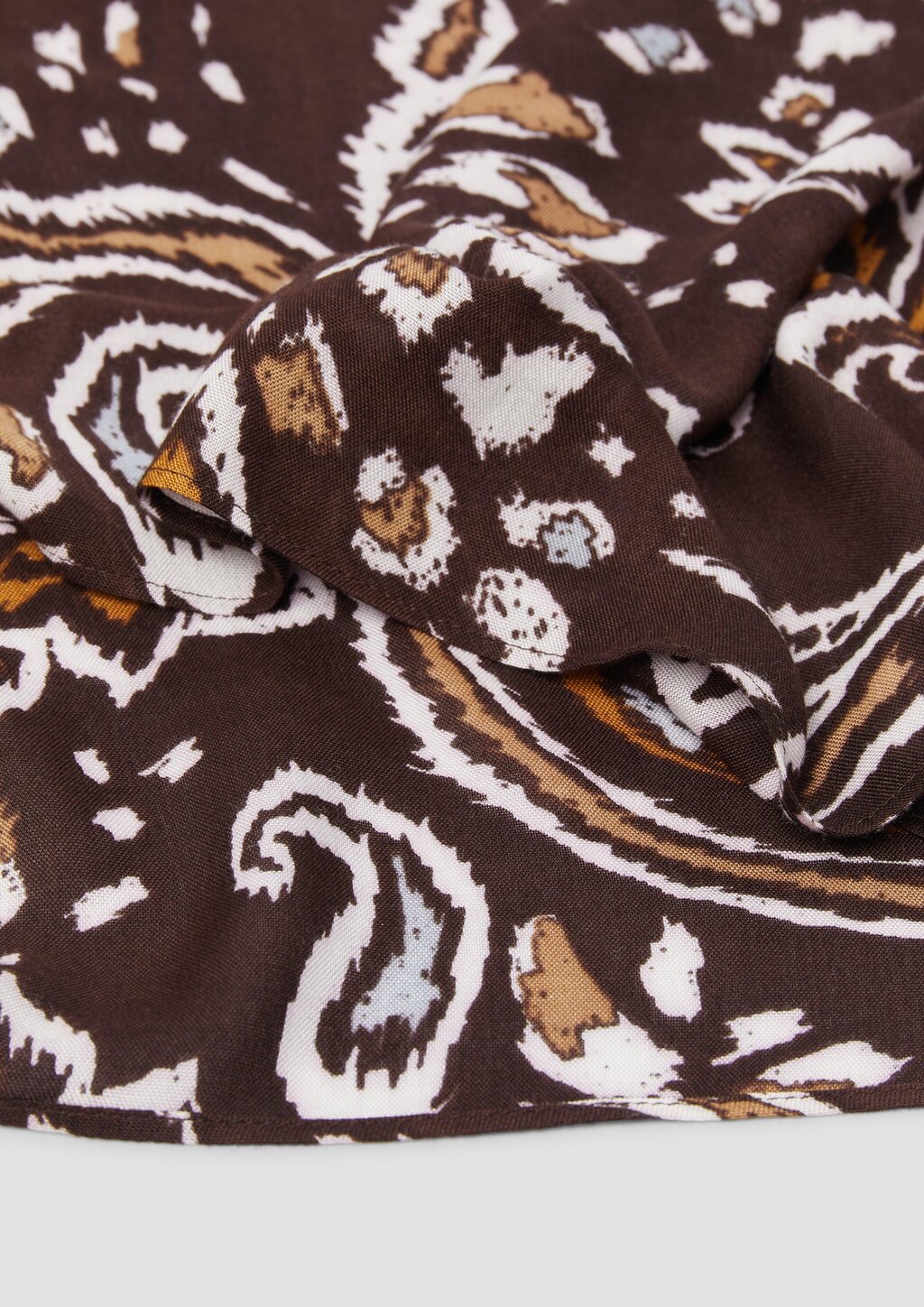 Loop-Schal mit floralem Print