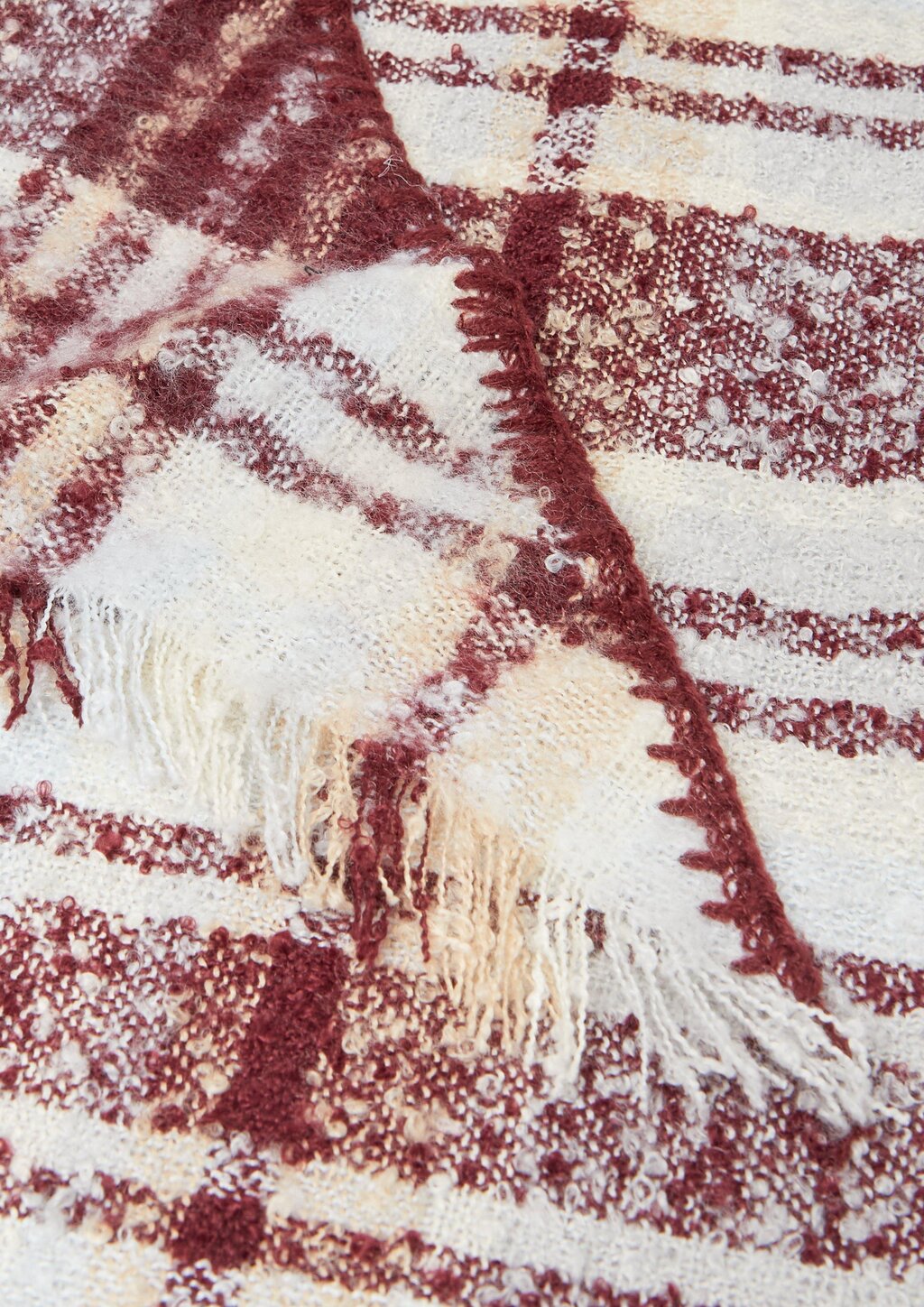 Dreieckstuch aus Bouclé