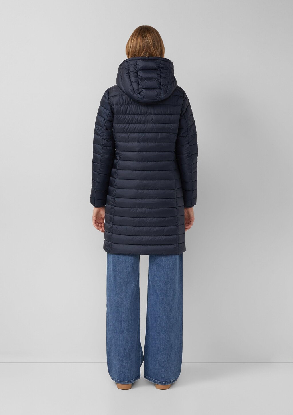 Packbarer leichter Mantel mit Zwei-Wege-Reißverschluss und abnehmbarer Kapuze