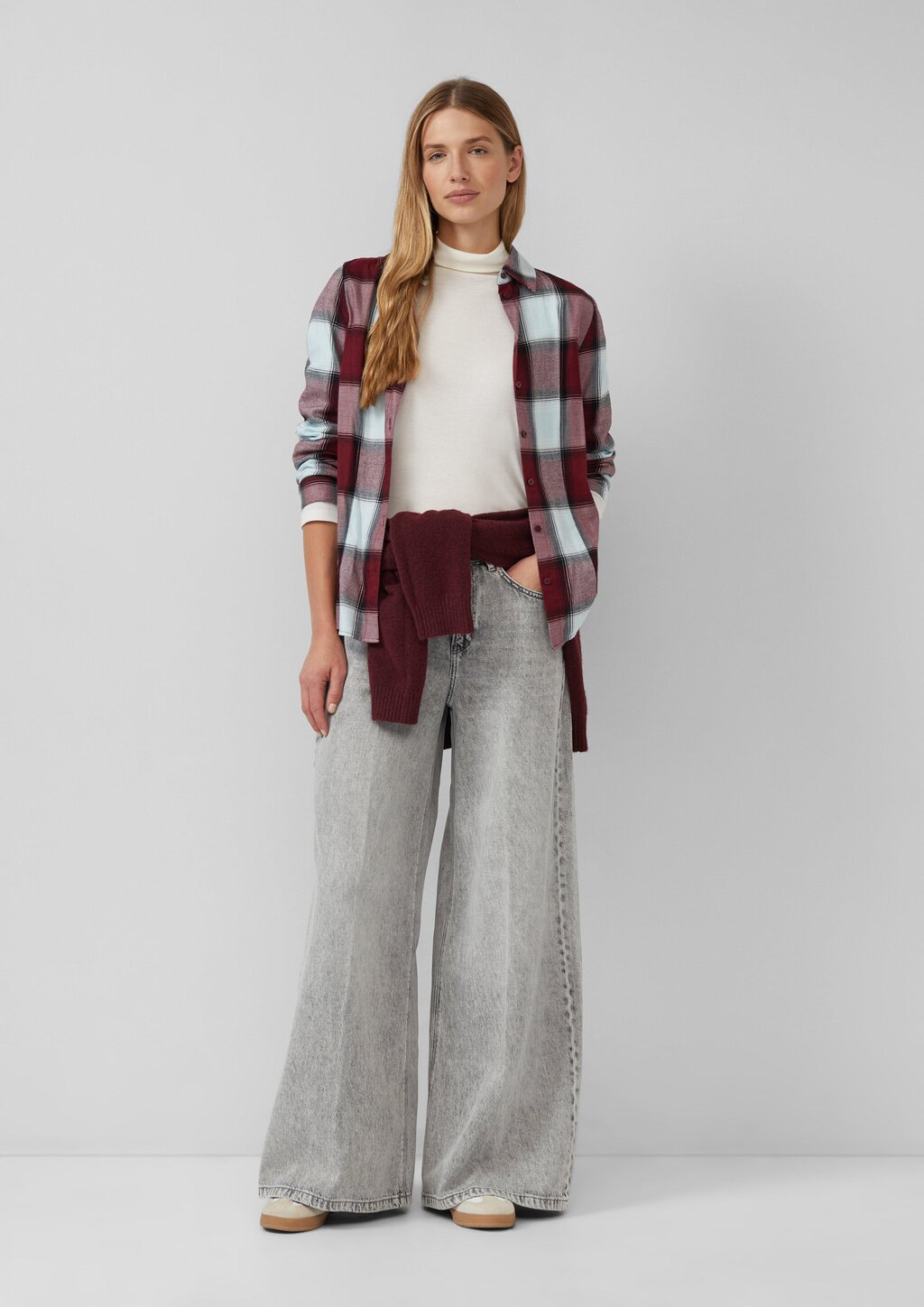 Jeans / Regular Fit / High Rise / Extra Wide Leg