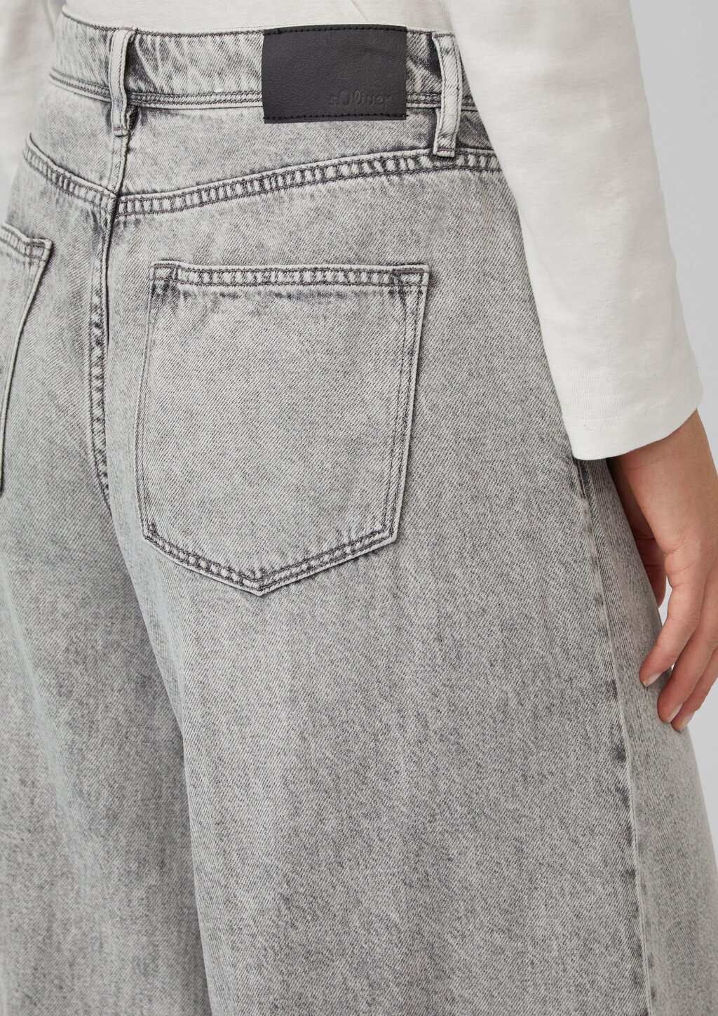 Jeans / Regular Fit / High Rise / Extra Wide Leg