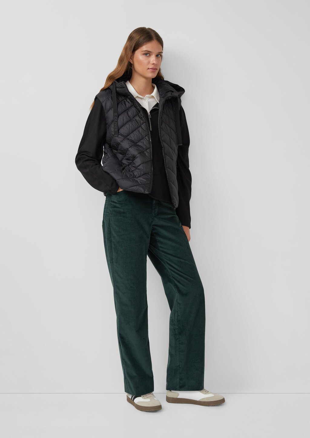 Cordhose / Regular Fit / Mid Rise / Straight Leg