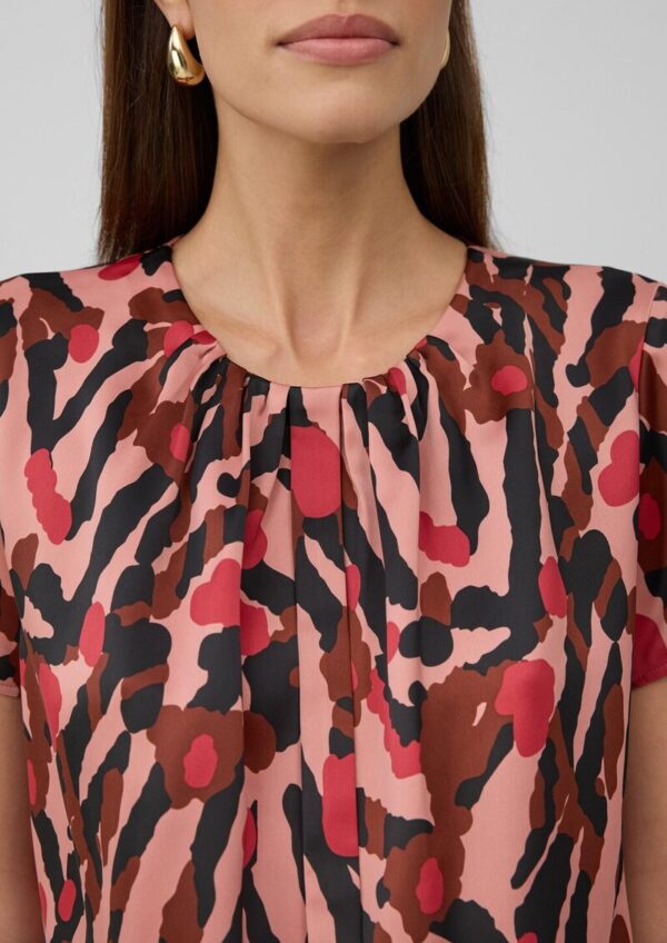 Kurzarm-Bluse mit Raffung und Blende