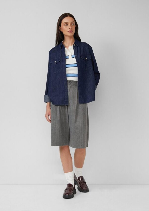 Bermuda mit Bundfalten und Nadelstreifen