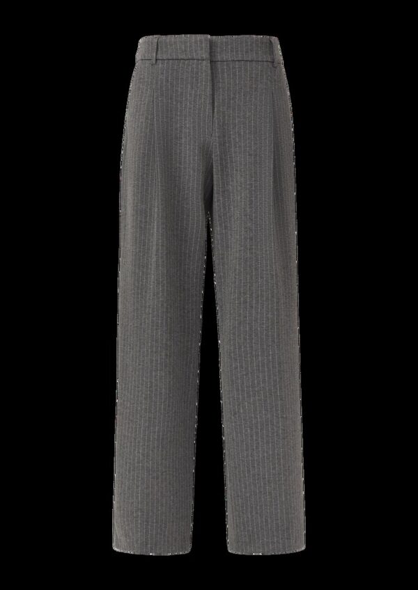 Nadelstreifen-Hose aus elastischem Interlockjersey mit extraweitem Bein