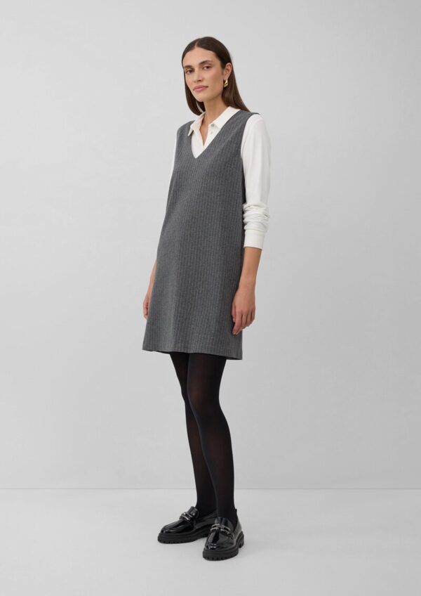 Kleid im A-Shape mit Nadelstreifen