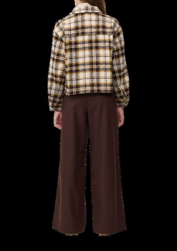 Verkürzte Karo-Jacke aus Bouclé