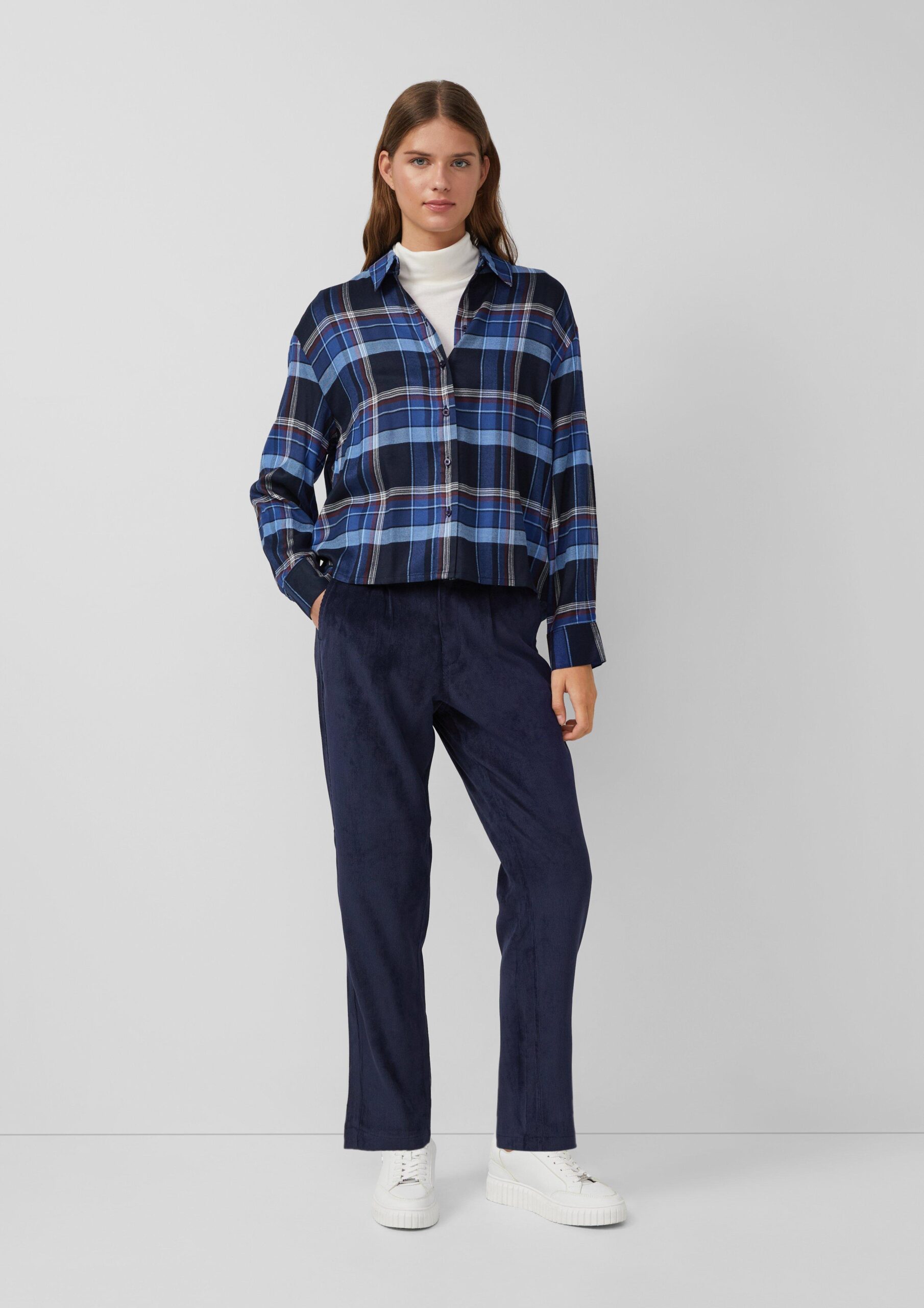 Ankle-Cordhose mit Elastikbund und Kordelzug