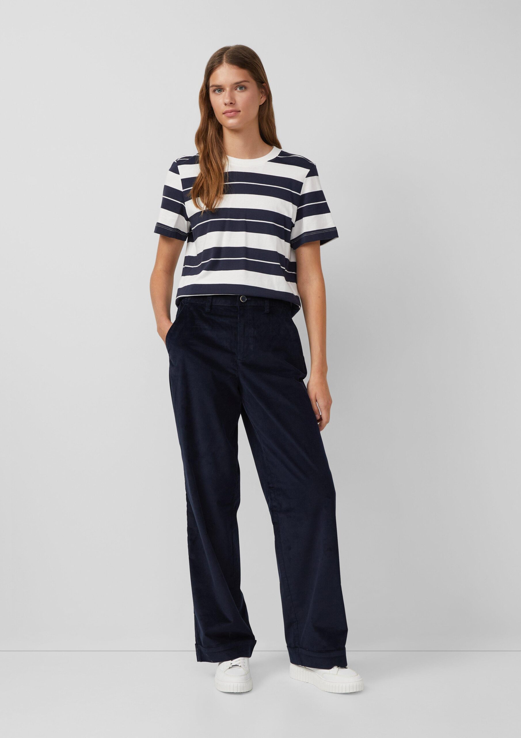 Cordhose mit Wide Leg und fixiertem Umschlag