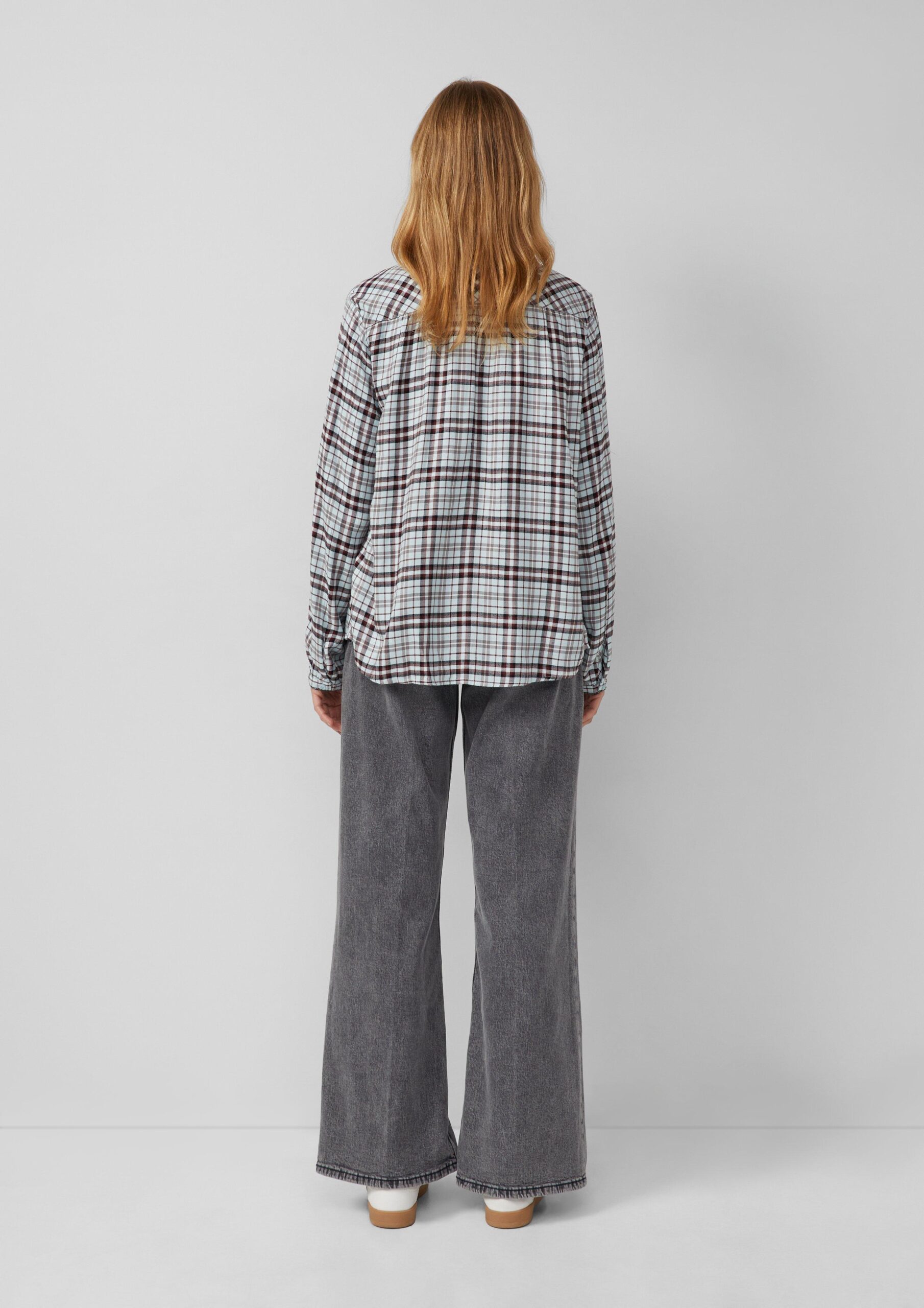 Karierte Hemdbluse im Relaxed Fit mit Rüschenkragen