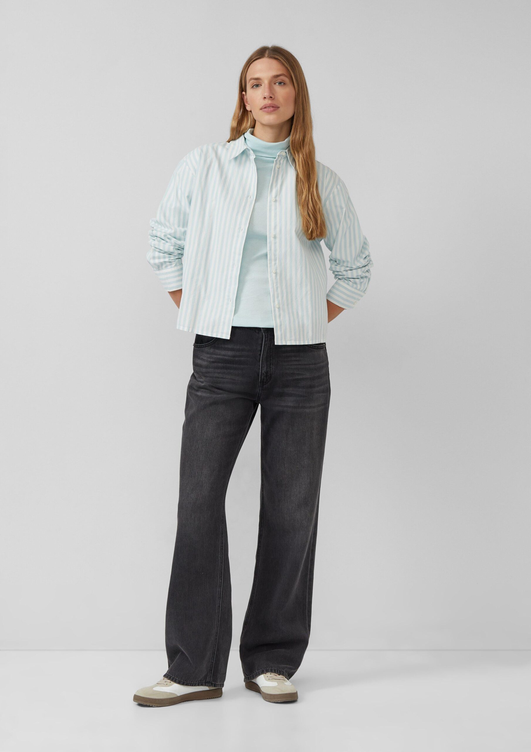 Gestreifte Baumwoll-Bluse mit Smok-Detail