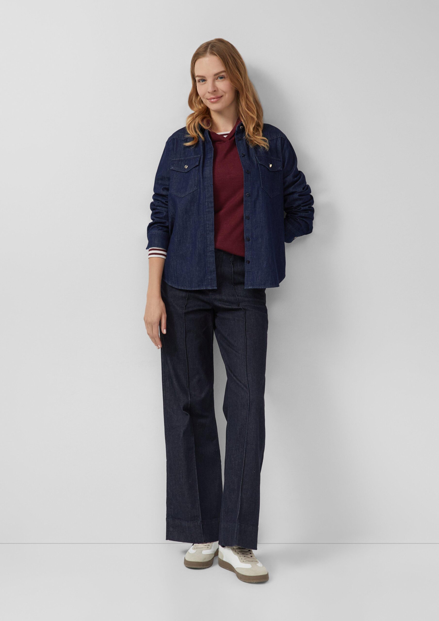 Meliertes Longsleeve aus Stretchjersey mit Kapuze