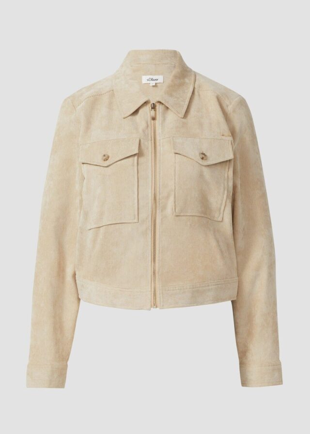 Verkürzte Cordjacke mit aufgesetzten Brusttaschen